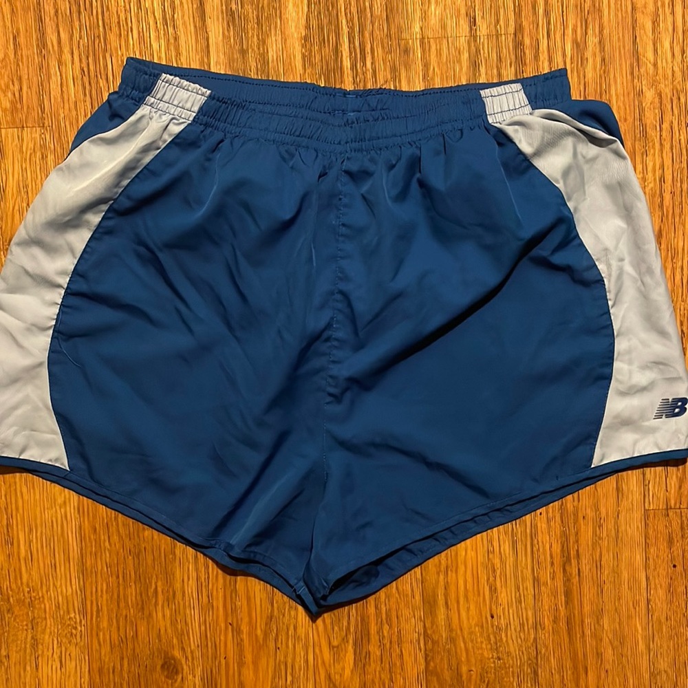 Women’s New Balance Shorts size M